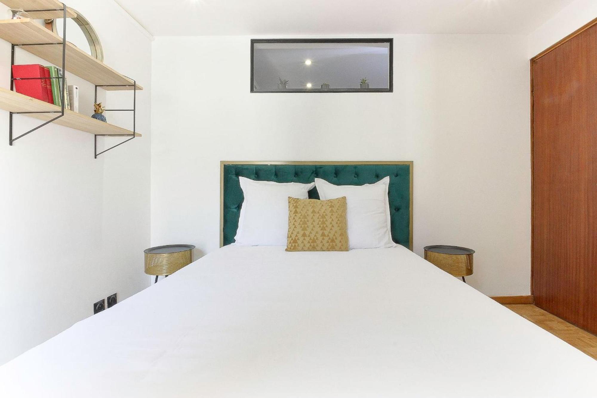 Bellevarde Apt - Newly Renovated - Central - Beside Tmb Start/End เลอุชส์ ภายนอก รูปภาพ